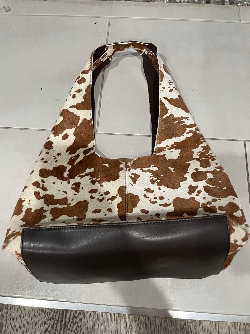 House of Harlow 1960 Brown and White Genuine Cowhide-Hobo Shoulder Bag - Picture 9 of 10